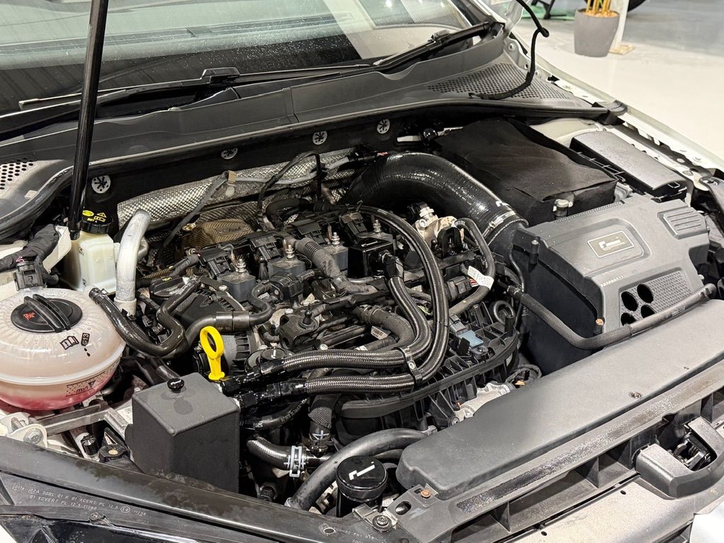 Used Volkswagen Golf 2015 for sale - 77835184: Photo 18