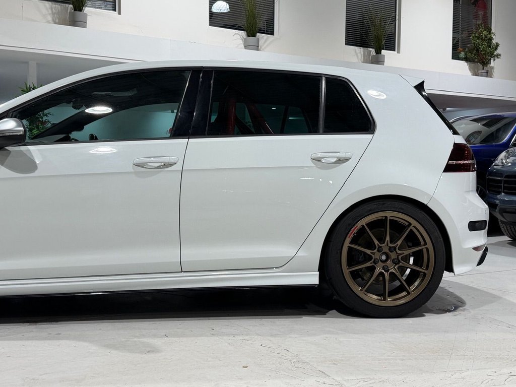 Used Volkswagen Golf 2015 for sale - 77835184: Photo 40