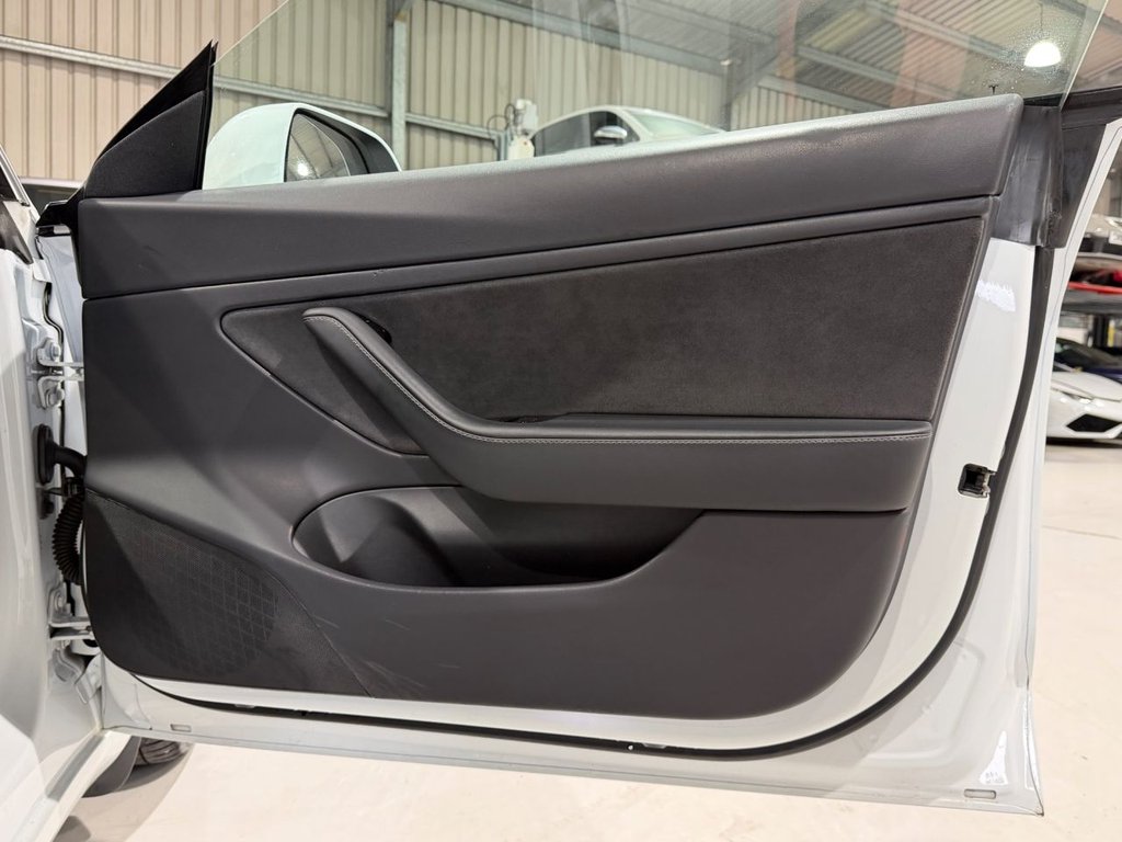 Used Tesla Model 3 2020 for sale - 77642284: Photo 22