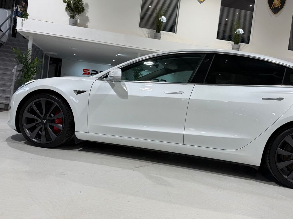 Used Tesla Model 3 2020 for sale - 77642284: Photo 4