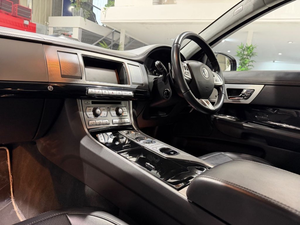 Used Jaguar XF 2013 for sale - 77780216: Photo 18