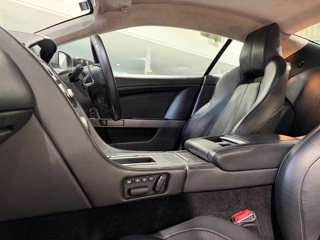 Used Aston Martin DB9 2009 for sale - 77592242: Photo 18