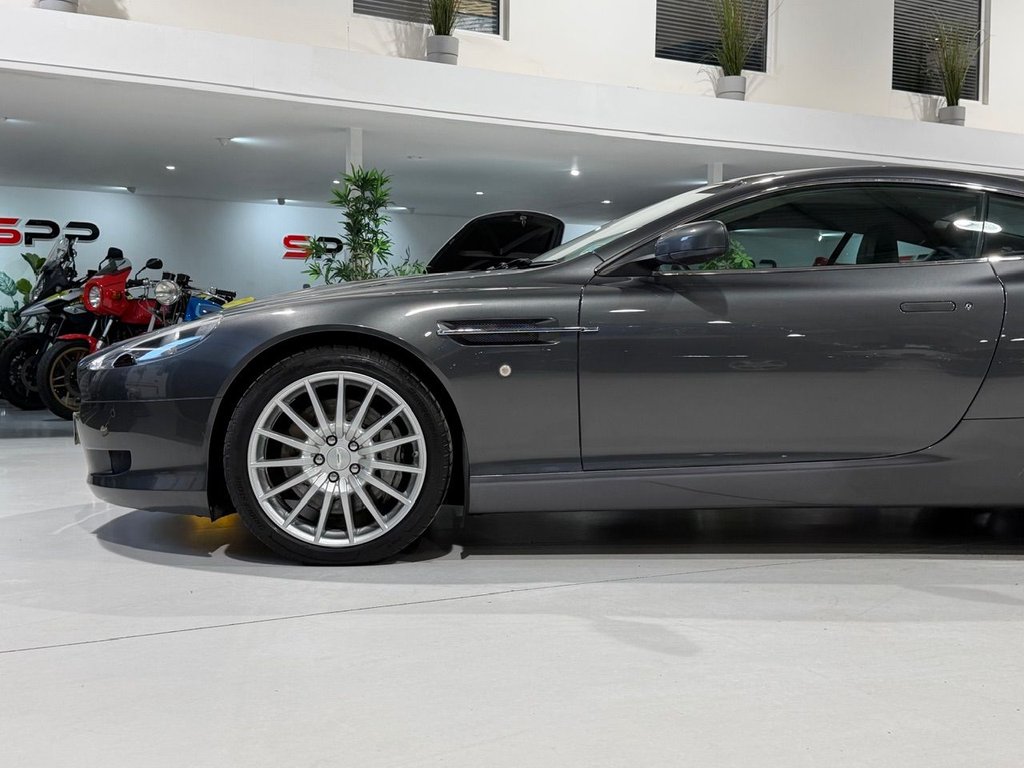 Used Aston Martin DB9 2009 for sale - 77592242: Photo 32
