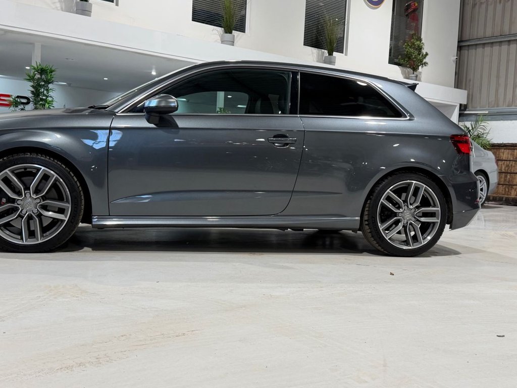 Used Audi A3 2017 for sale - 77936960: Photo 32