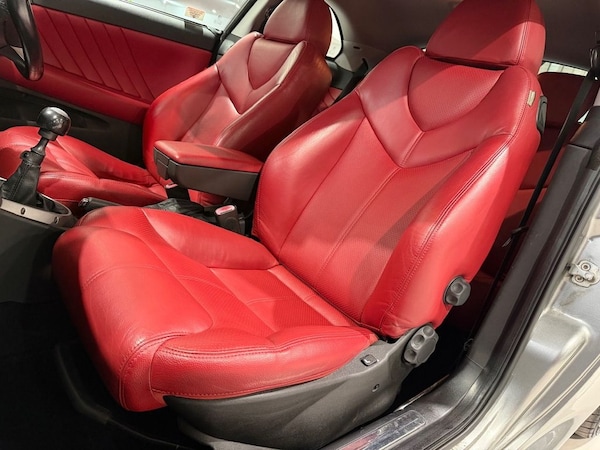 Used Alfa Romeo GT 2005 for sale - 76210545: Photo 16