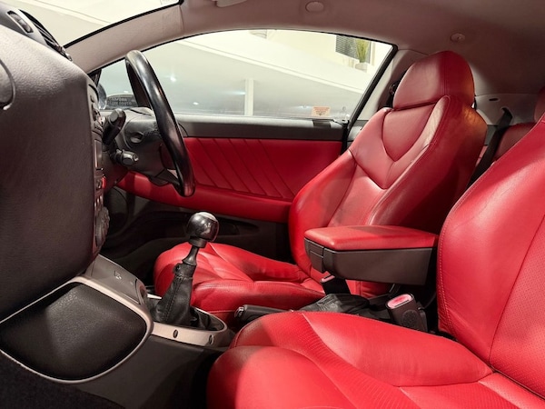 Used Alfa Romeo GT 2005 for sale - 76210545: Photo 17