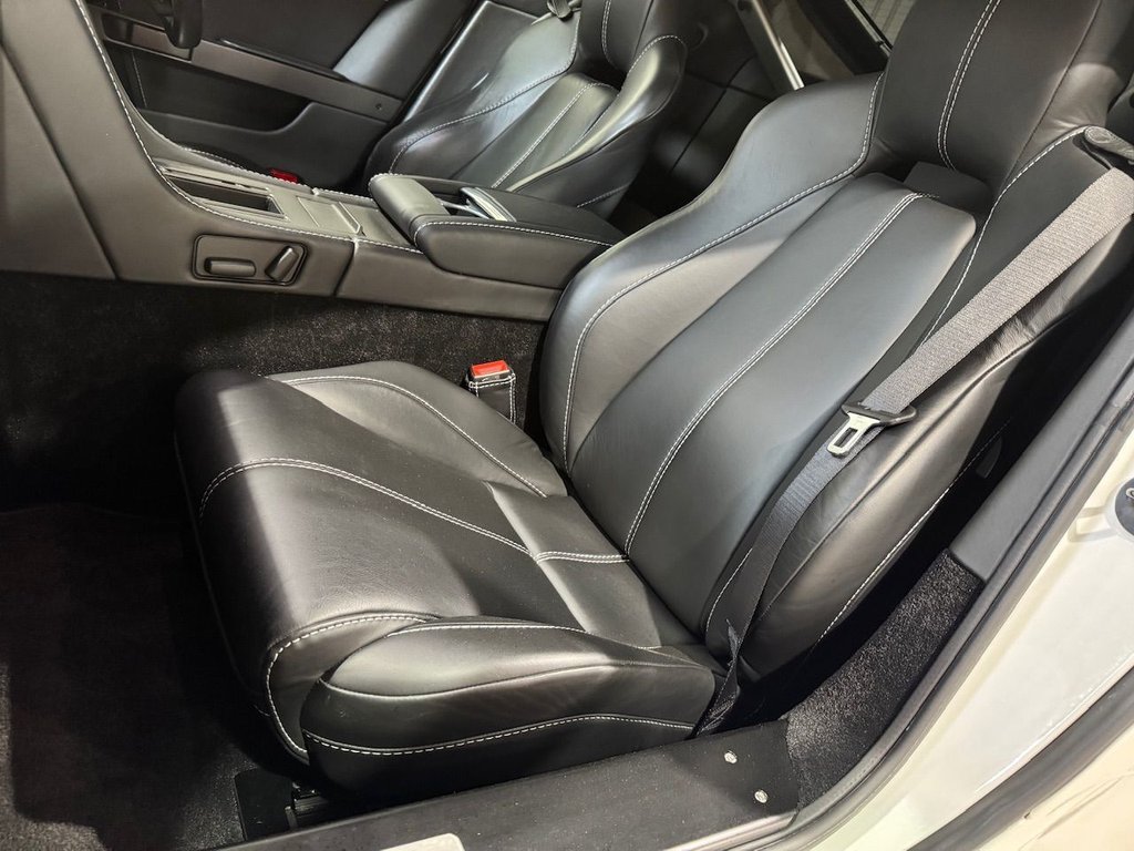 Used Aston Martin Vantage 2013 for sale - 77953286: Photo 16