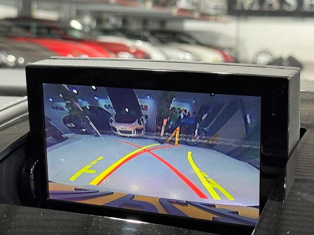 Used Aston Martin Vantage 2013 for sale - 77953286: Photo 19