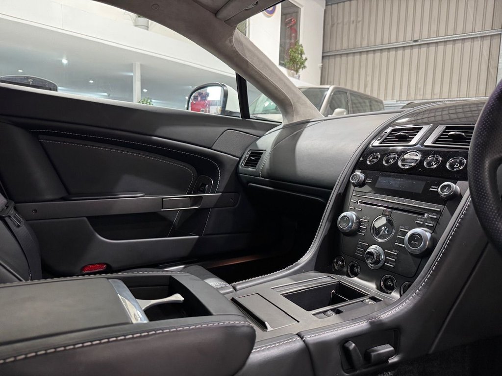 Used Aston Martin Vantage 2013 for sale - 77953286: Photo 22