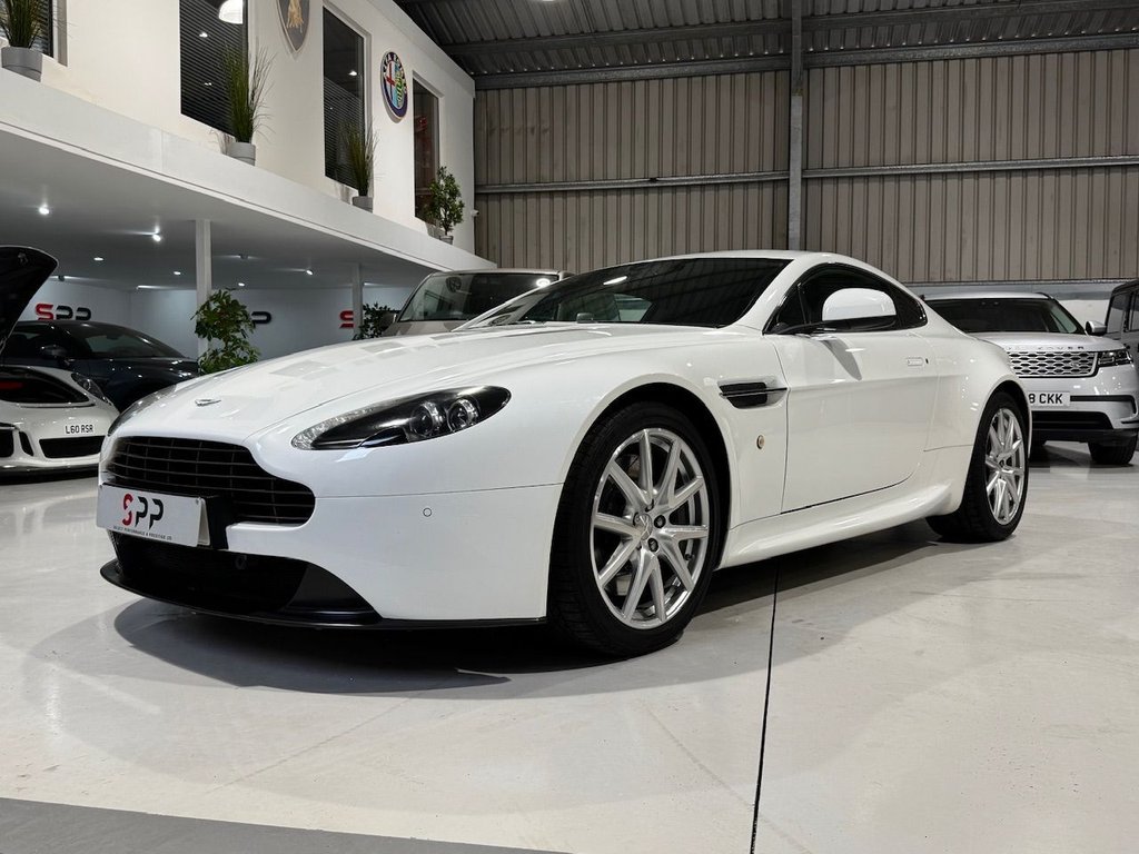 Used Aston Martin Vantage 2013 for sale - 77953286: Photo 25