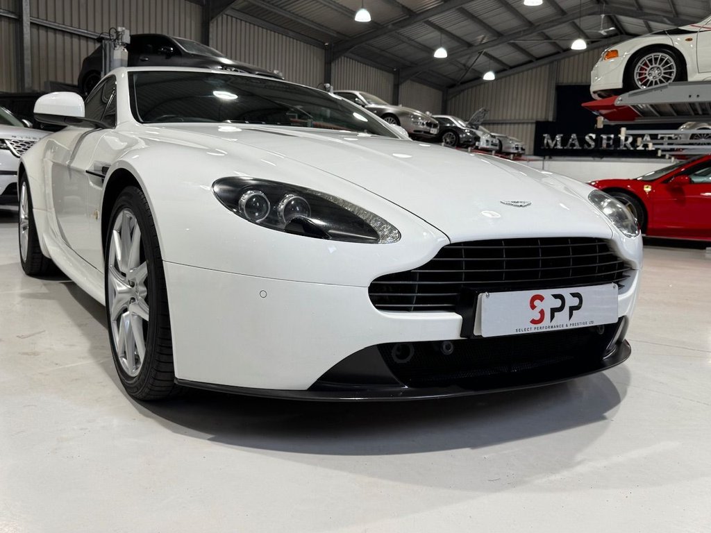 Used Aston Martin Vantage 2013 for sale - 77953286: Photo 28