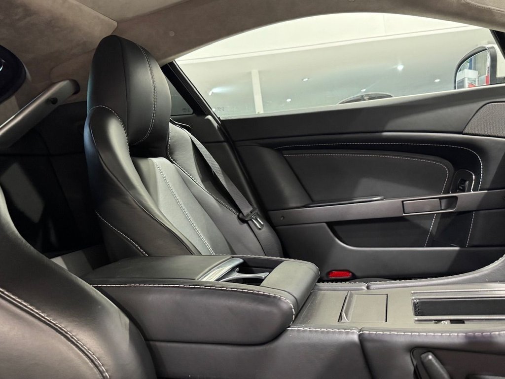 Used Aston Martin Vantage 2013 for sale - 77953286: Photo 41