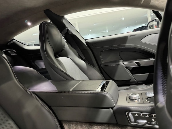 Used Aston Martin Rapide 2010 for sale - 76235851: Photo 46