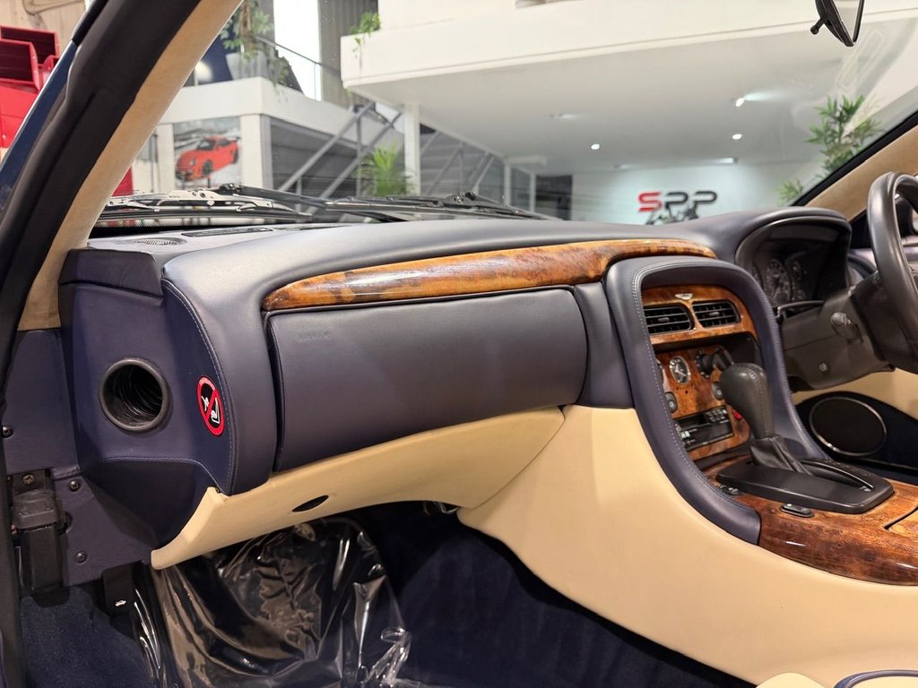 Used Aston Martin DB7 2000 for sale - 76642862: Photo 20