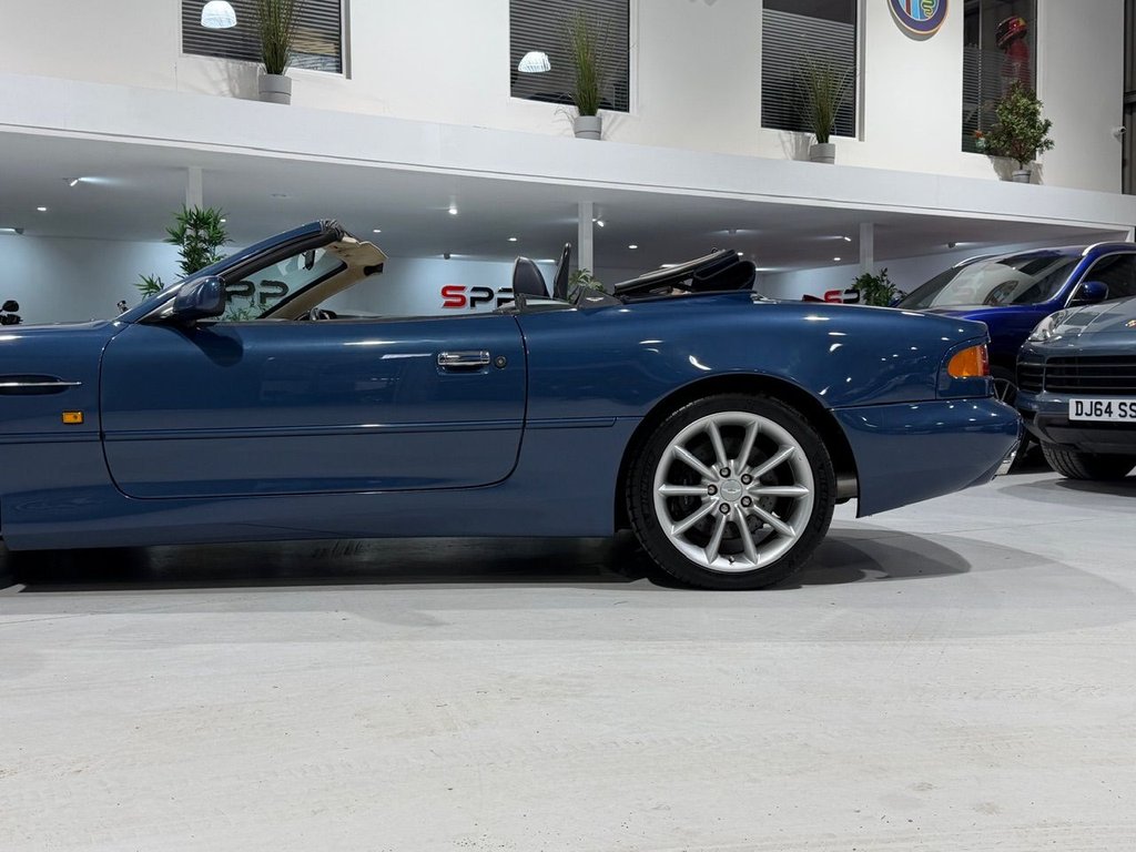Used Aston Martin DB7 2000 for sale - 76642862: Photo 29