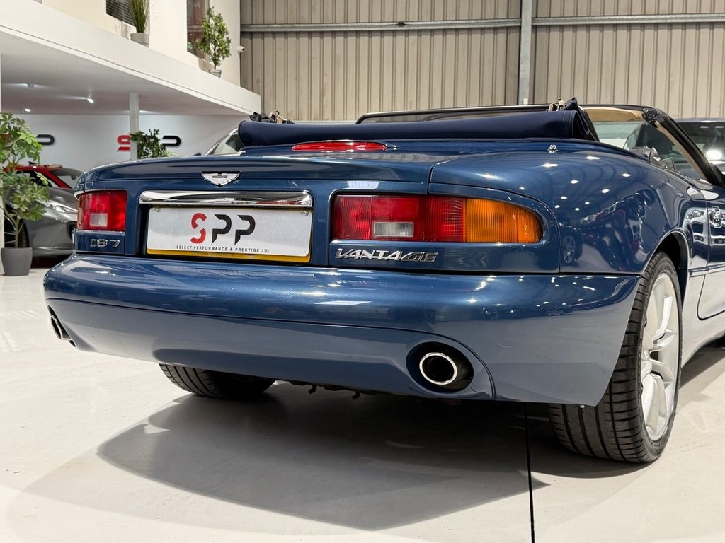 Used Aston Martin DB7 2000 for sale - 76642862: Photo 30