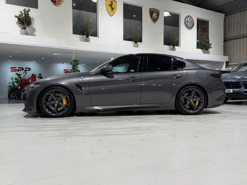 Used Alfa Romeo Giulia 2017 for sale - 77031061: Photo 2