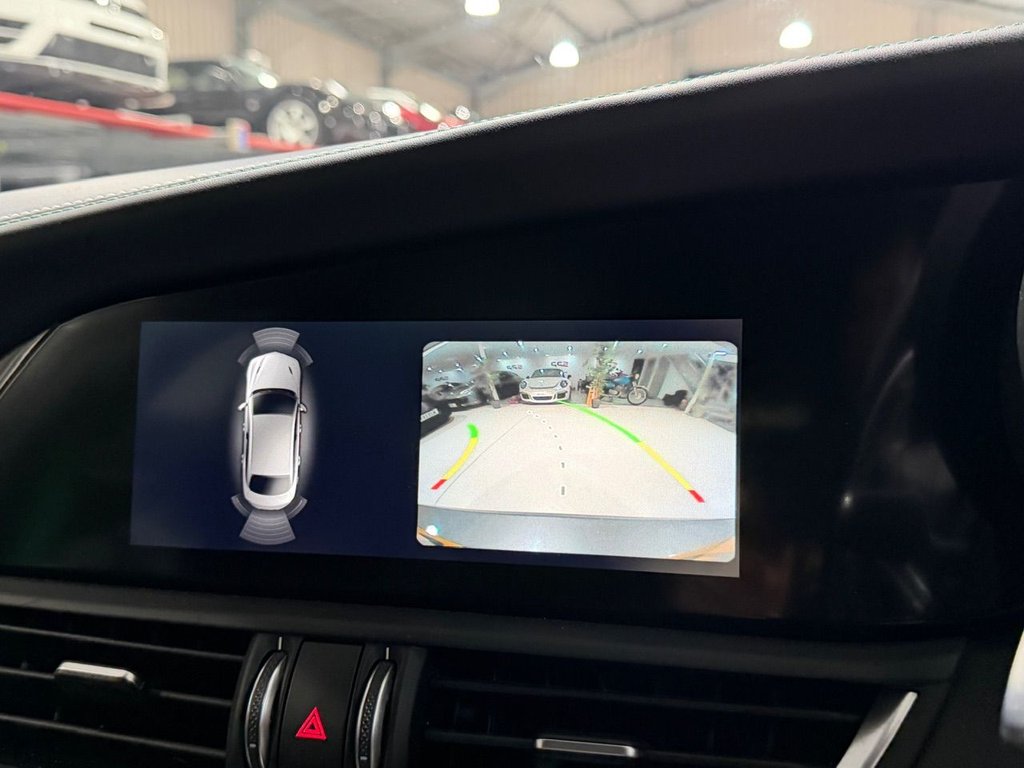 Used Alfa Romeo Giulia 2017 for sale - 77031061: Photo 25