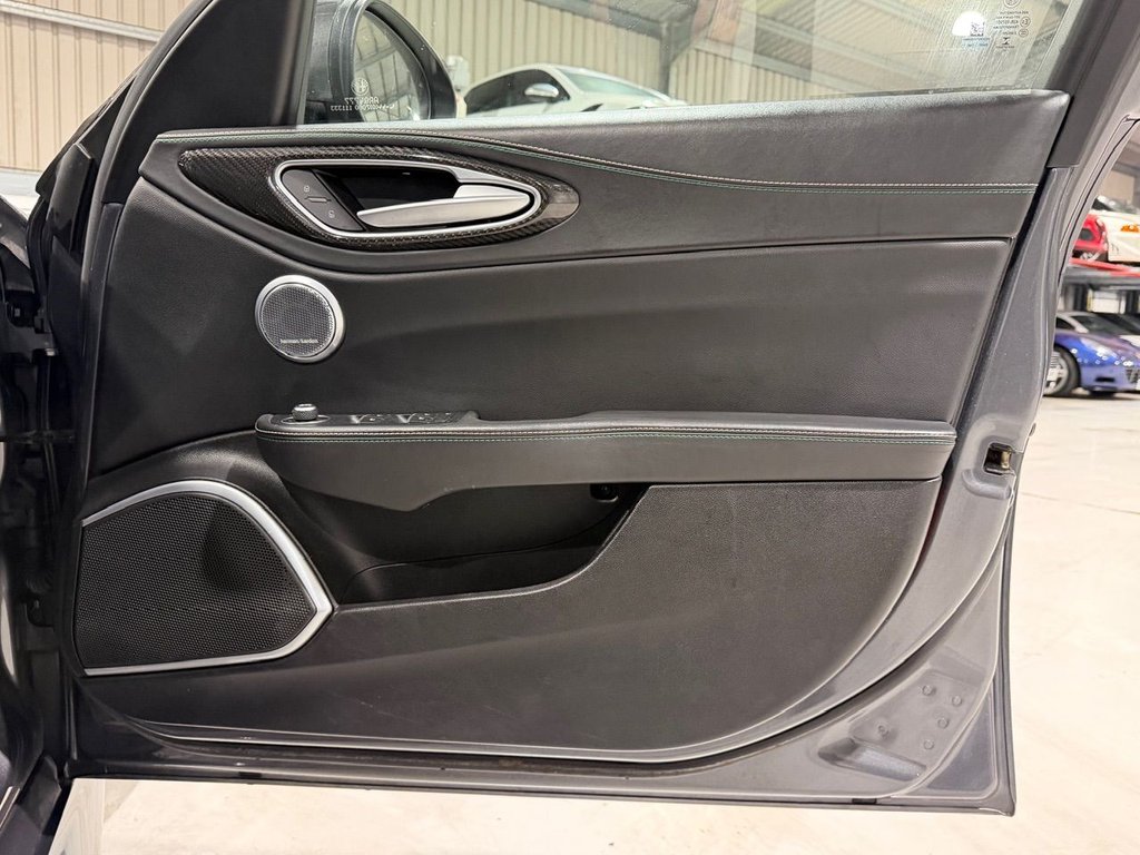 Used Alfa Romeo Giulia 2017 for sale - 77031061: Photo 29