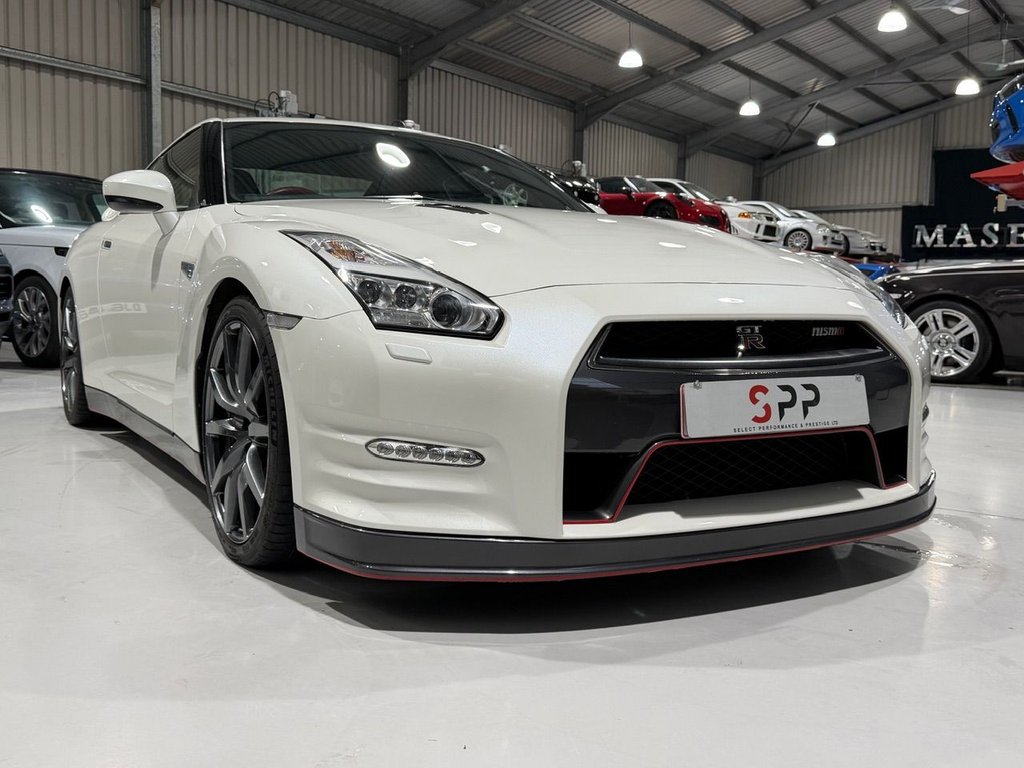 Used Nissan GT-R 2014 for sale - 76582288: Photo 11