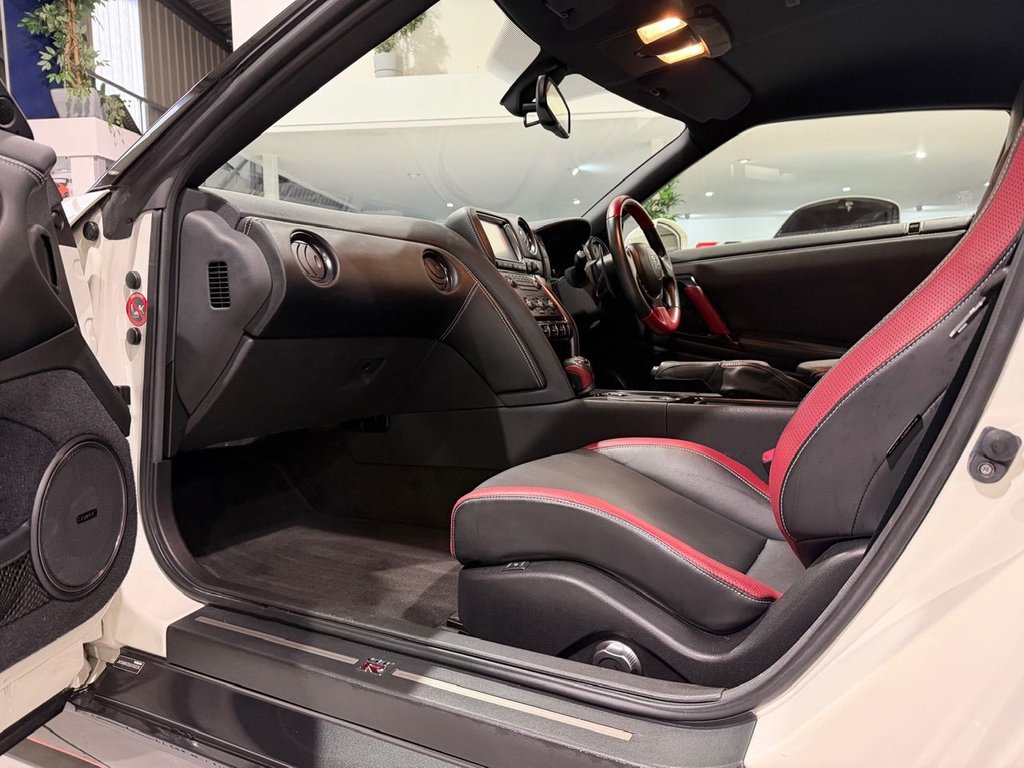Used Nissan GT-R 2014 for sale - 76582288: Photo 17