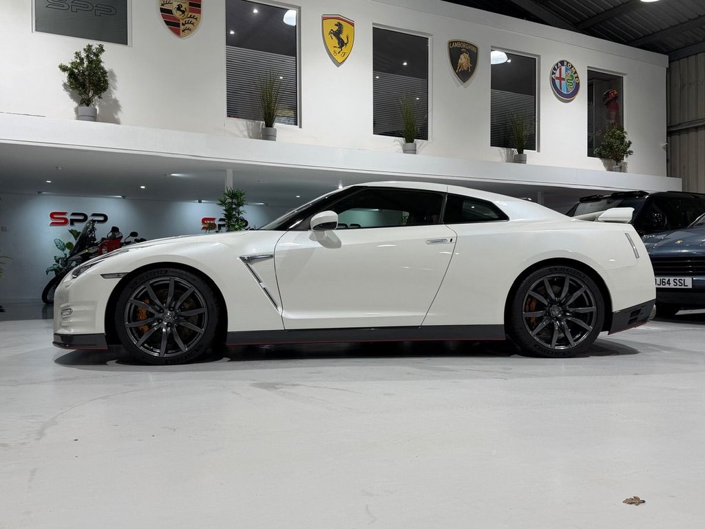 Used Nissan GT-R 2014 for sale - 76582288: Photo 31