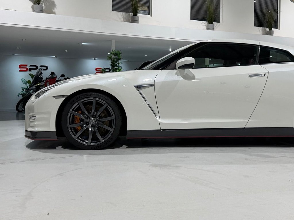 Used Nissan GT-R 2014 for sale - 76582288: Photo 38
