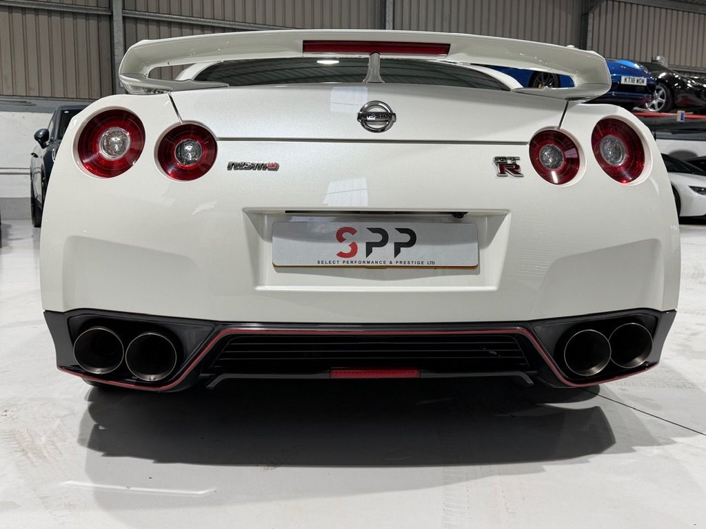 Used Nissan GT-R 2014 for sale - 76582288: Photo 4