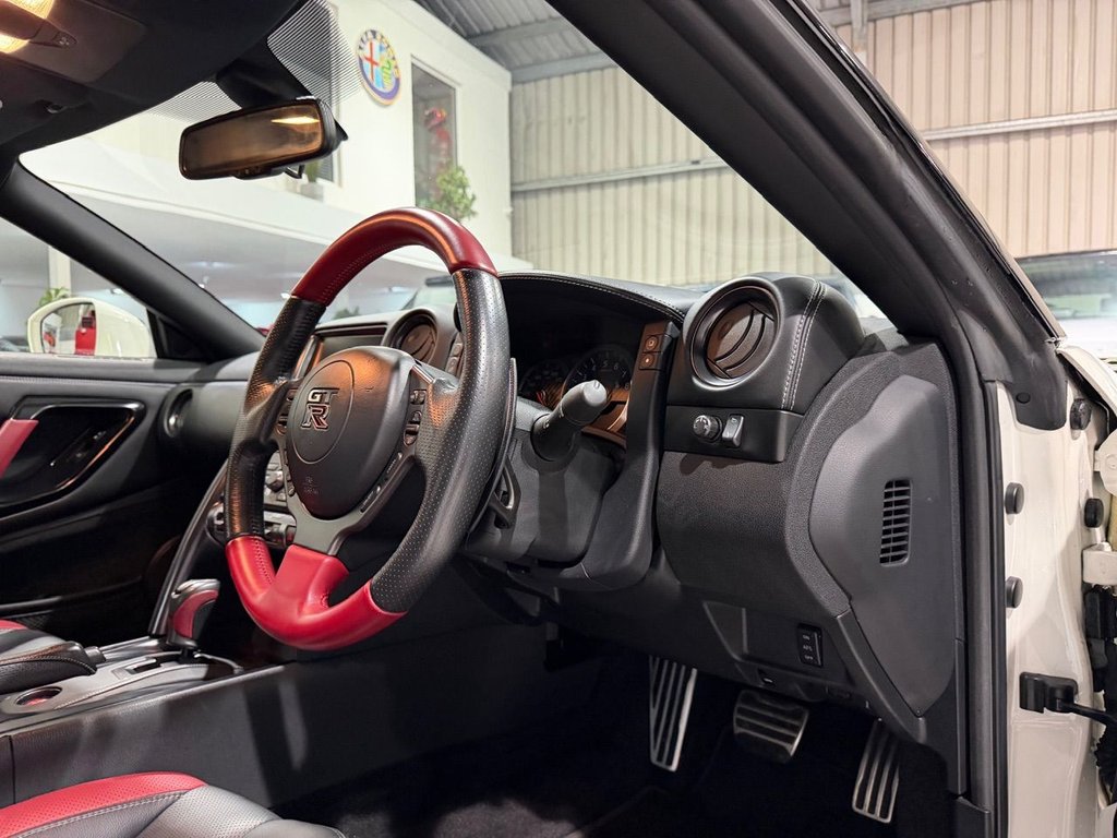 Used Nissan GT-R 2014 for sale - 76582288: Photo 48
