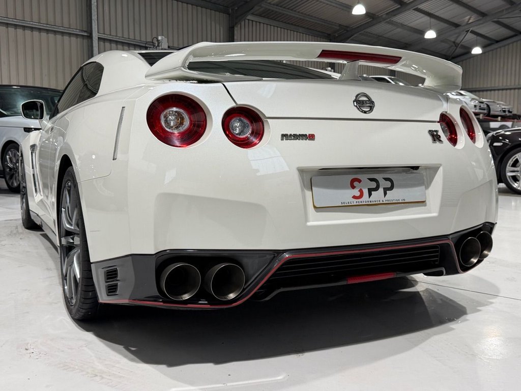 Used Nissan GT-R 2014 for sale - 76582288: Photo 7