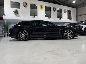 Used Porsche Panamera 2023 for sale - 79358297: Photo