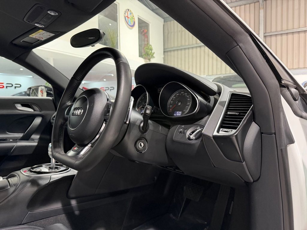 Used Audi R8 2015 for sale - 76417917: Photo 44