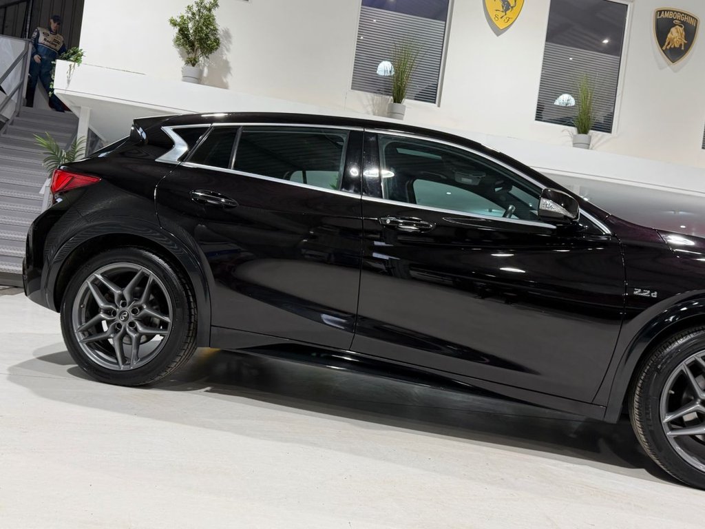 Used Infiniti Q30 2017 for sale - 77608948: Photo 18