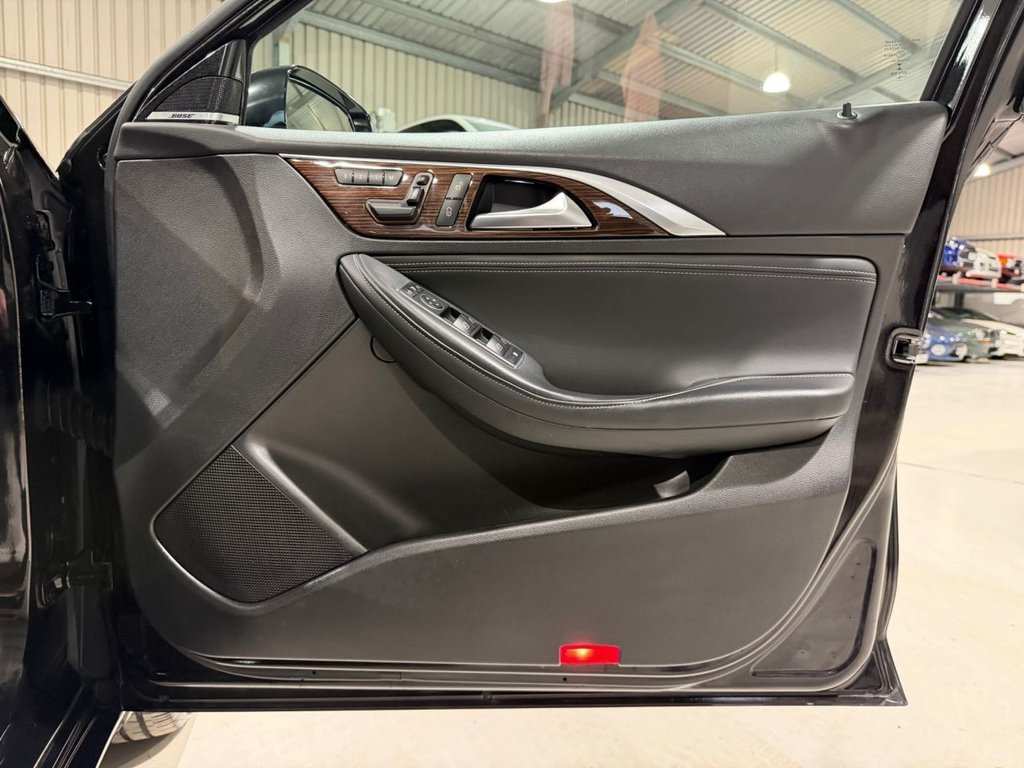 Used Infiniti Q30 2017 for sale - 77608948: Photo 34