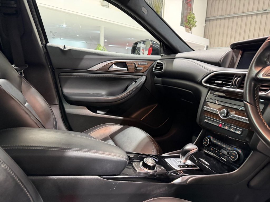 Used Infiniti Q30 2017 for sale - 77608948: Photo 39