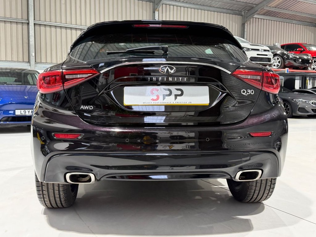 Used Infiniti Q30 2017 for sale - 77608948: Photo 6