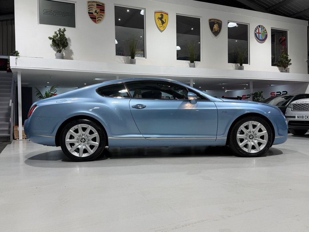 Used Bentley Continental 2005 for sale - 76223640: Photo 2