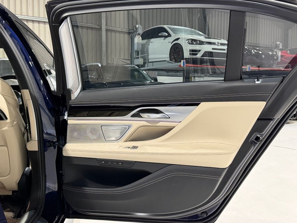 Used BMW 7 Series 2020 for sale - 77884960: Photo 36