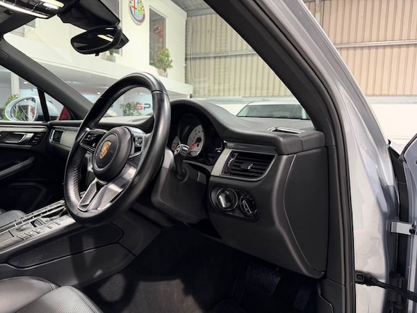 Used Porsche Cayman 2013 for sale - 76162687: Photo 42