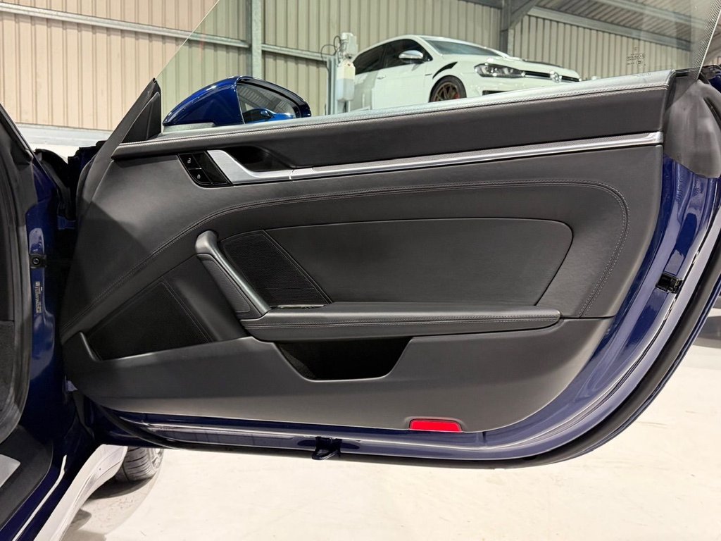 Used Porsche 911 2020 for sale - 76710966: Photo 26