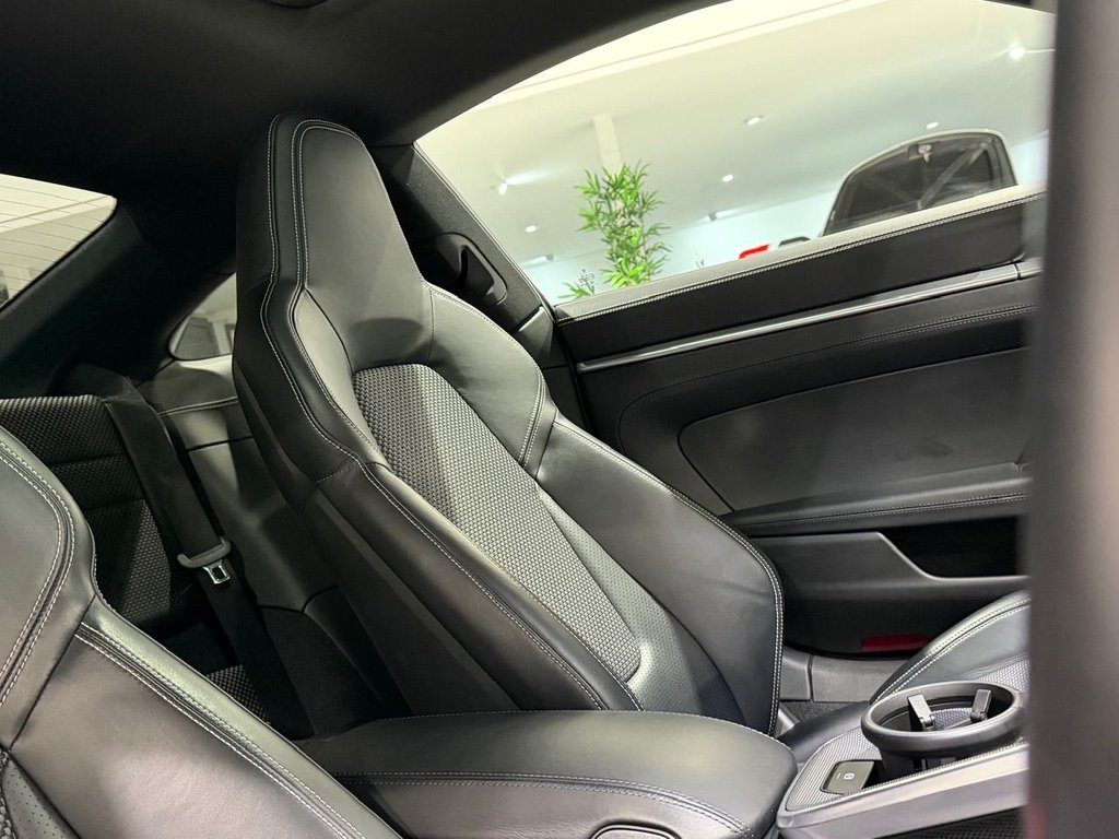 Used Porsche 911 2020 for sale - 76710966: Photo 42