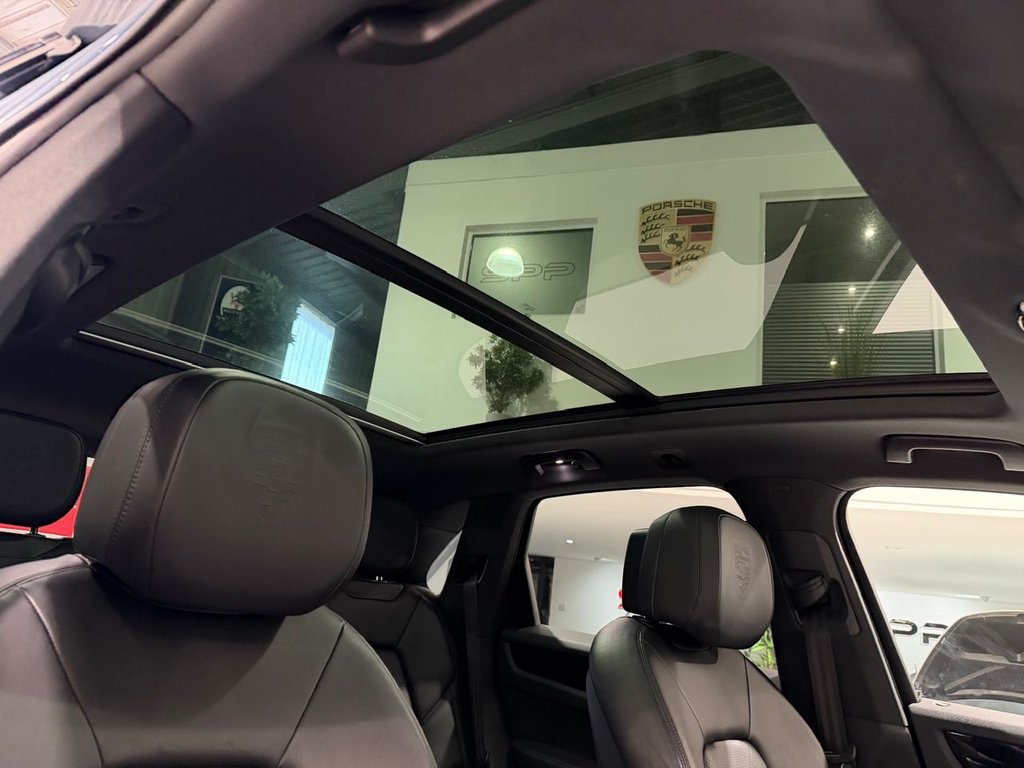 Used Porsche Cayenne 2018 for sale - 76570591: Photo 16