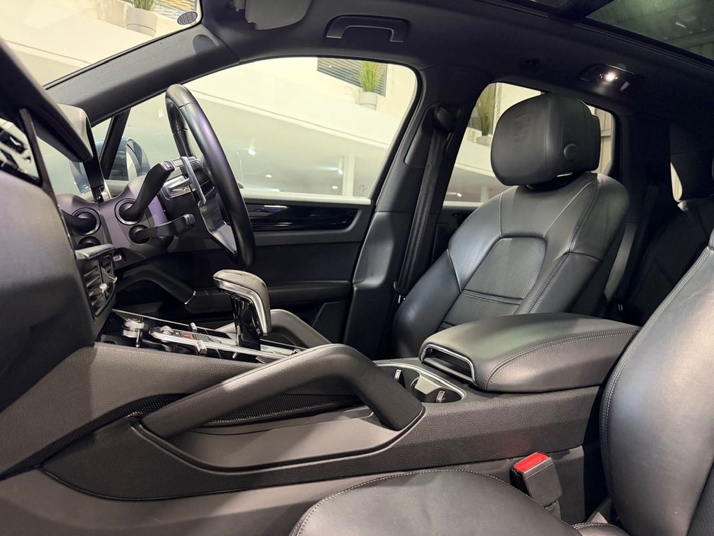 Used Porsche Cayenne 2018 for sale - 76570591: Photo 17