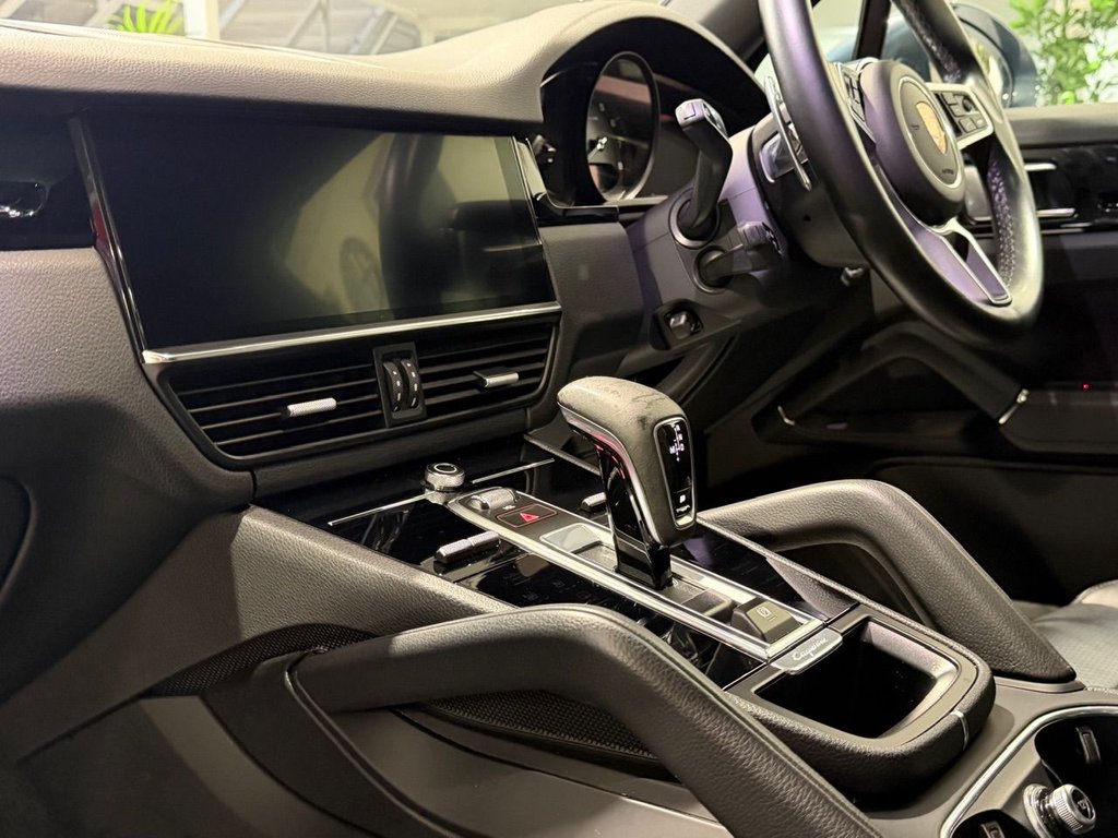 Used Porsche Cayenne 2018 for sale - 76570591: Photo 20