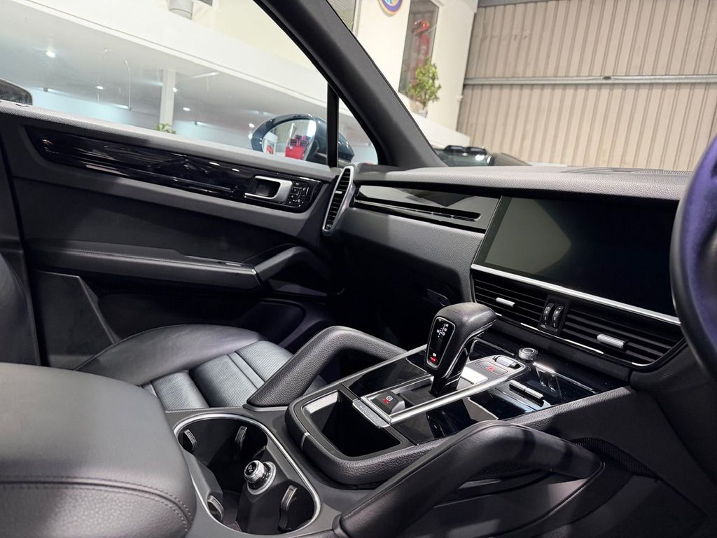 Used Porsche Cayenne 2018 for sale - 76570591: Photo 22