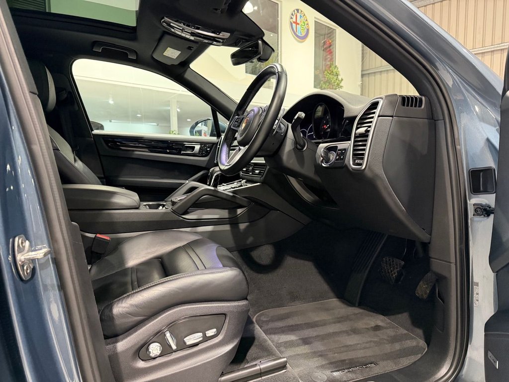 Used Porsche Cayenne 2018 for sale - 76570591: Photo 38