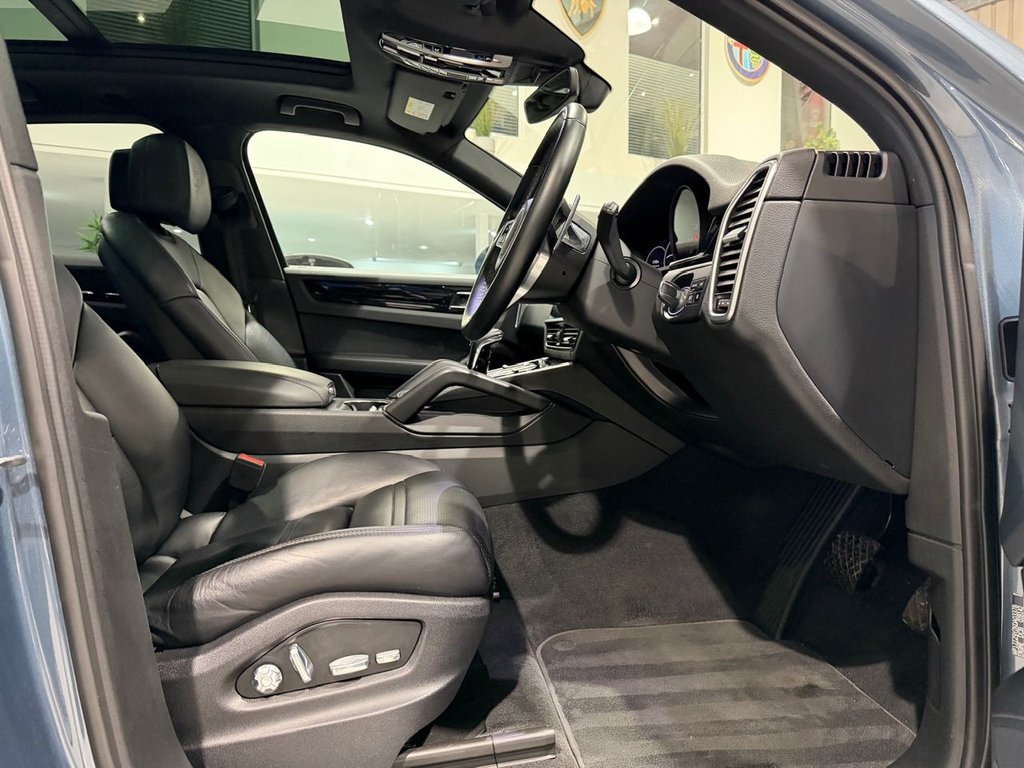 Used Porsche Cayenne 2018 for sale - 76570591: Photo 44