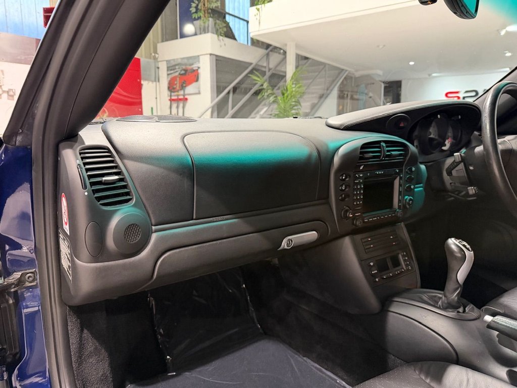 Used Porsche 911 2003 for sale - 76368027: Photo 24