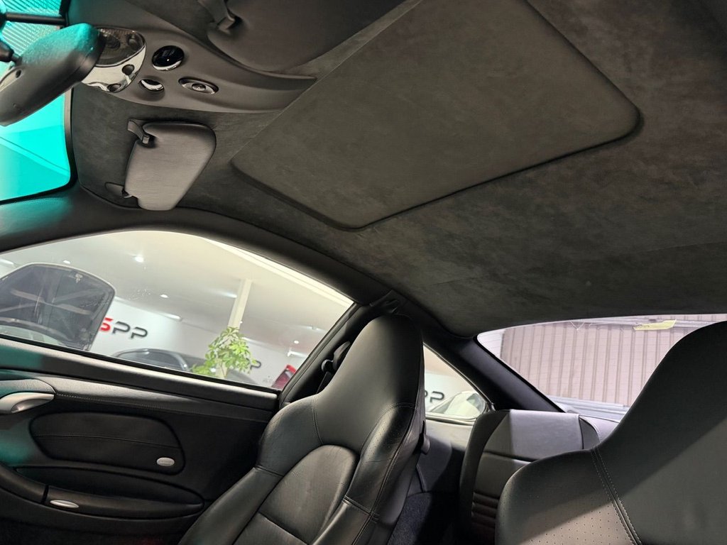 Used Porsche 911 2003 for sale - 76368027: Photo 42