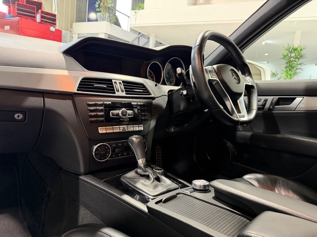 Used Mercedes-Benz C Class 2014 for sale - 76469660: Photo 15
